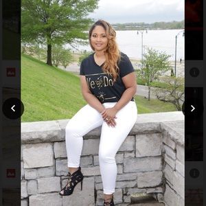 Meet your Posher, Kena